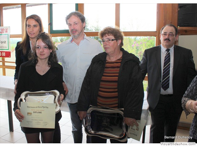  Laura AFFAIRE etChristiane LACROIX , 3ème et 2ème du concours de flans, Simone GETENET, 1ère étant absente.